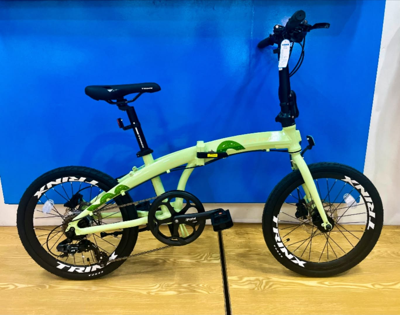 Trinx Dolphin 4.0 2026 Hydraulic Brakes Folding Bike Shimano Tourney 1x8spd